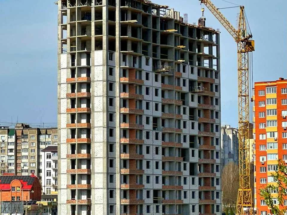 Квартира. Хмельницький, Козацька вул., (Будинок 1)