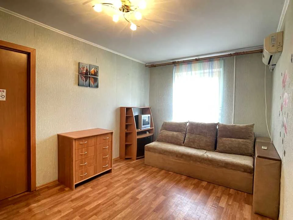 Квартира. Київ, Братства Тарасівців вул.