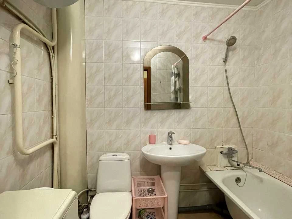 Квартира. Київ, Братства Тарасівців вул.