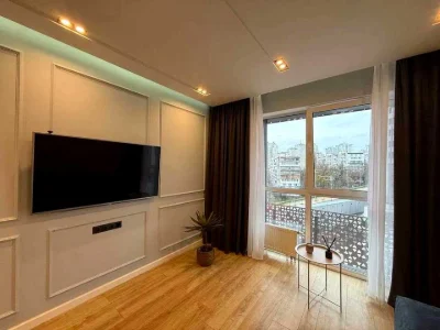 Apartment. Kyiv, Myrotolita Vasyl Lipkivsky St.
