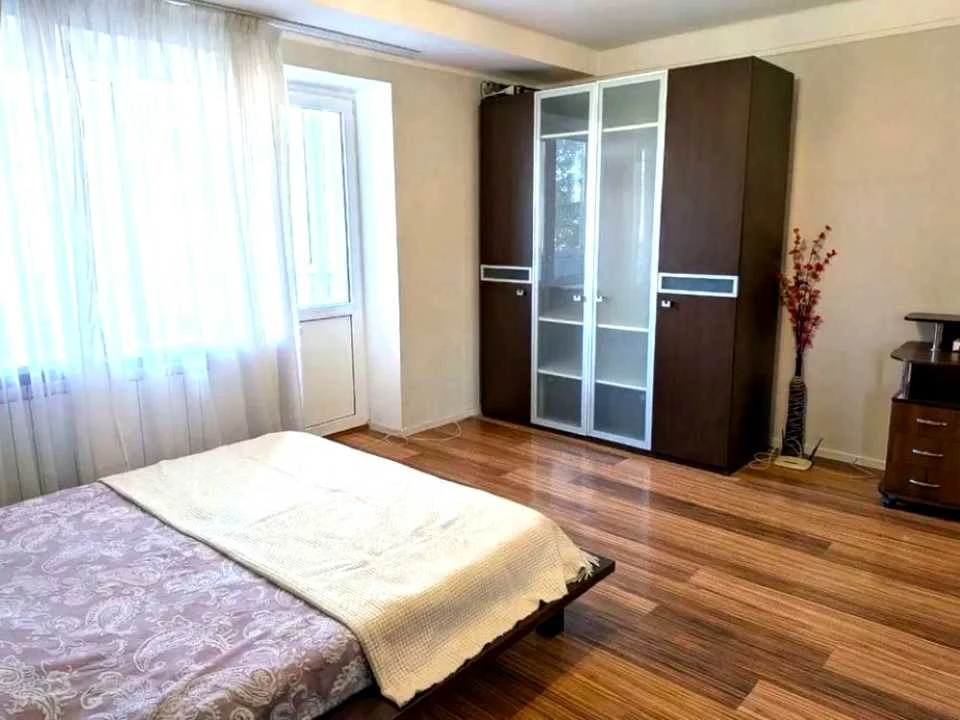 Apartment. Kyiv, Chystiakivska St.