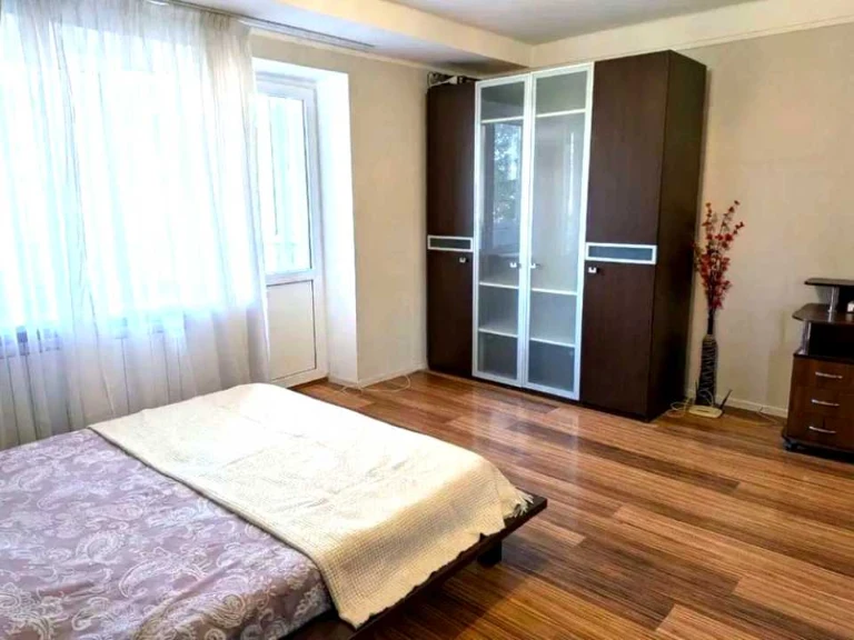 Apartment. Kyiv, Chystiakivska St.