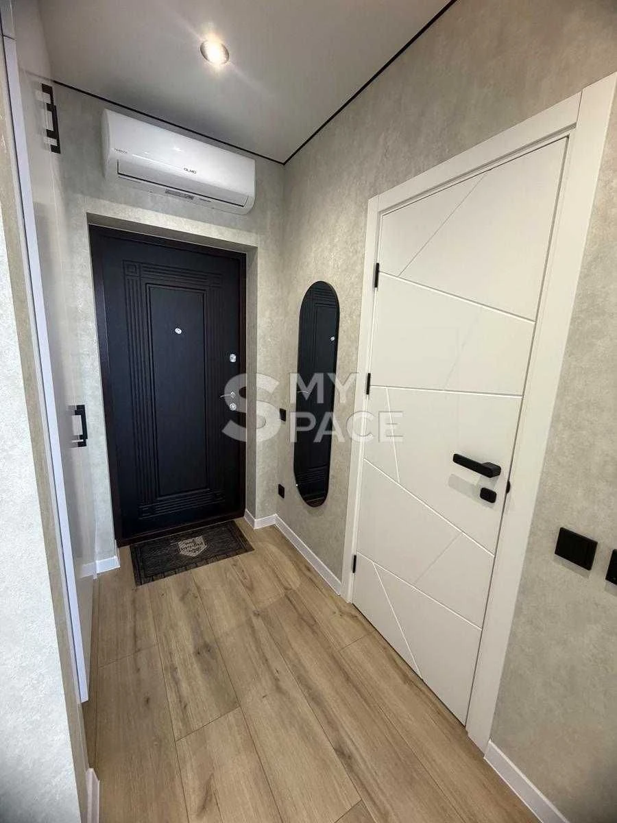 ЖК Варшавський-2 1-room apartment in Retroville Kisterov Street