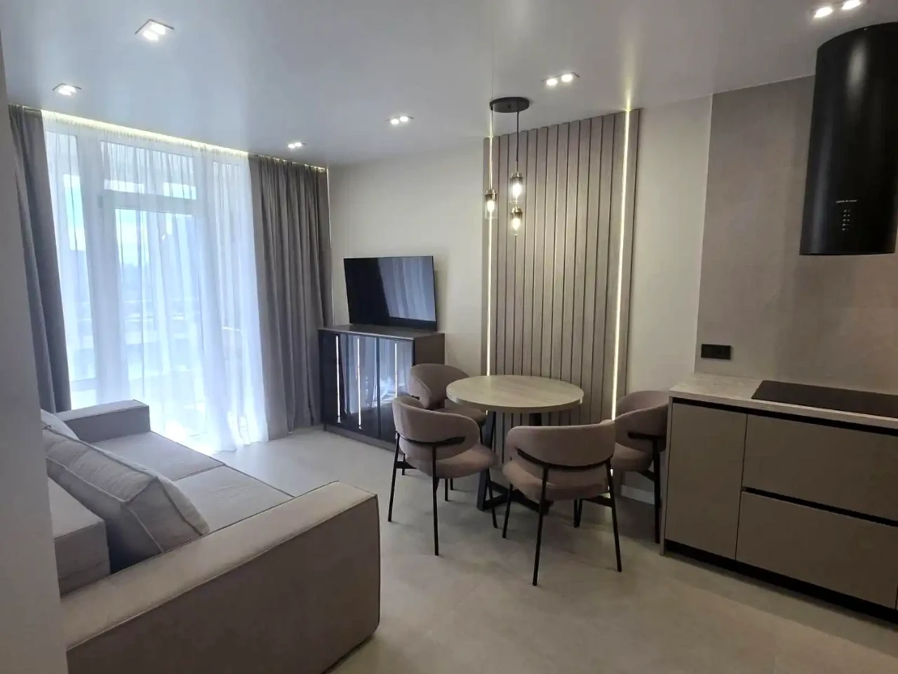 Rent of a 1-room apartment 45 sq m 4/25 floors
