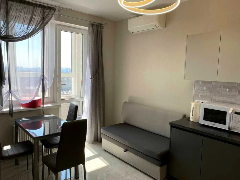Apartment. Krakow Street, Kyiv