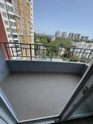 Apartment in residential complex Чотири Сезони (4 Seasons), пр. Лесі Українки /