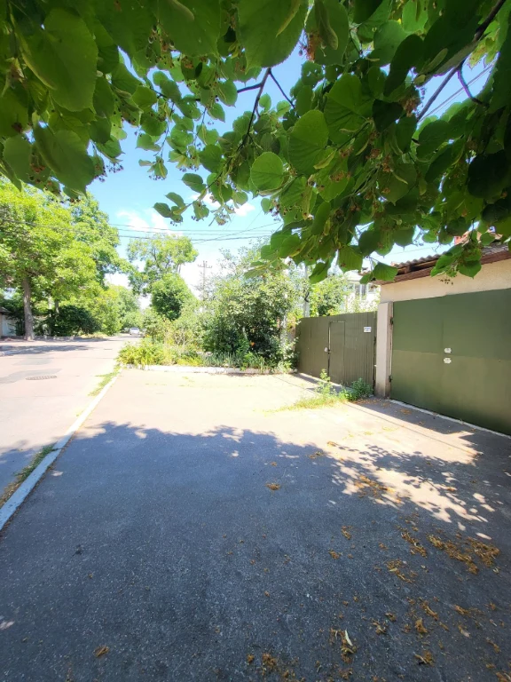 For Sale! Plot of land on St. Novogorodska (Michael Zhuk)