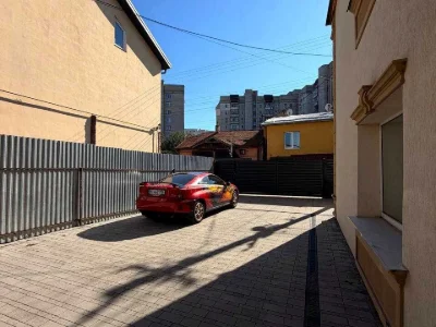 Apartment. Львів, Шполянська St.