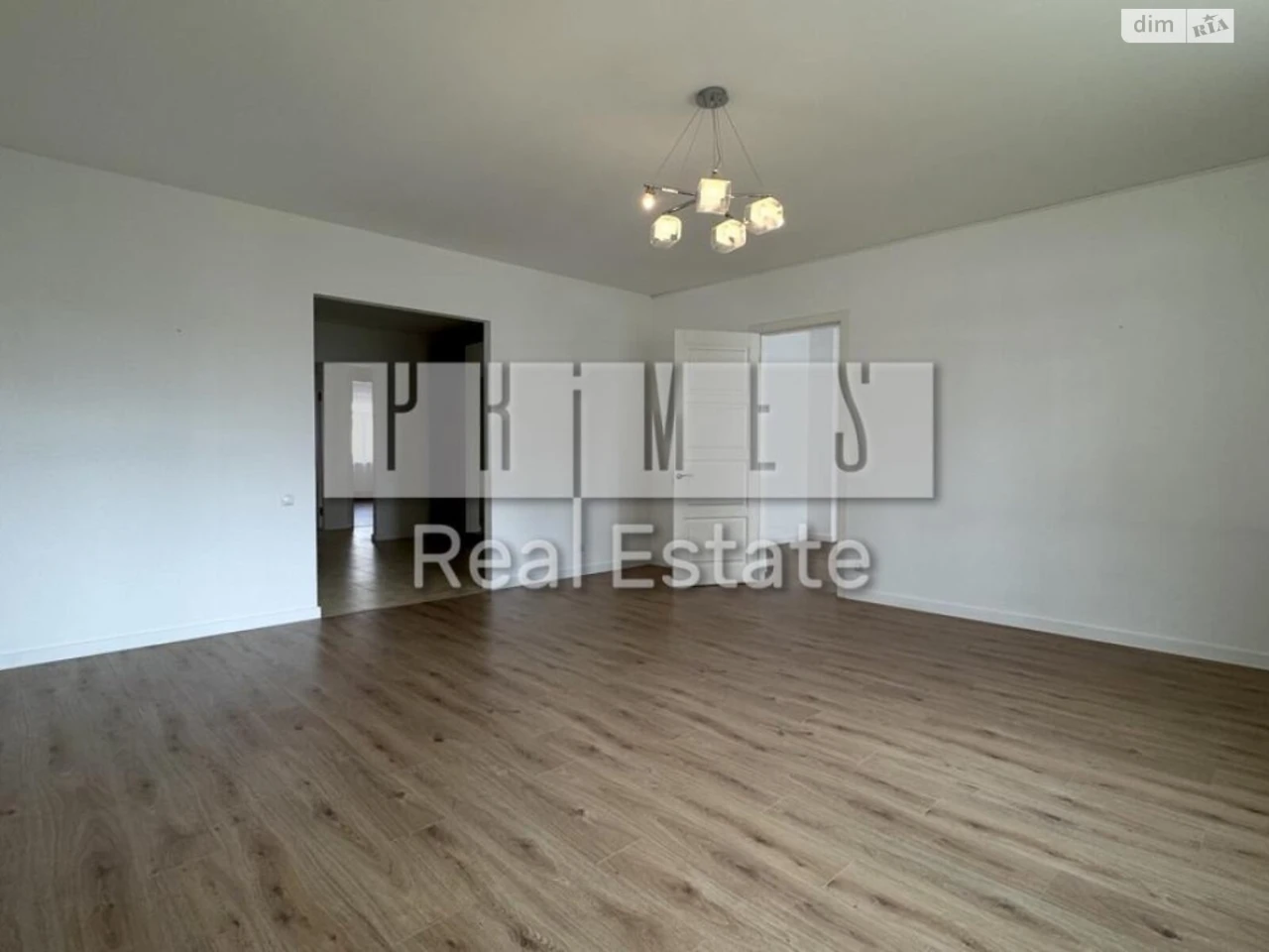 Sale of 4-room apartment in the center of Kyiv