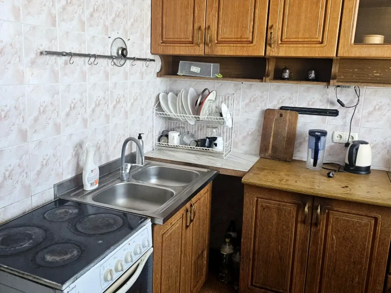 Rent of a 3-room apartment 72 sq m 13/16 floor