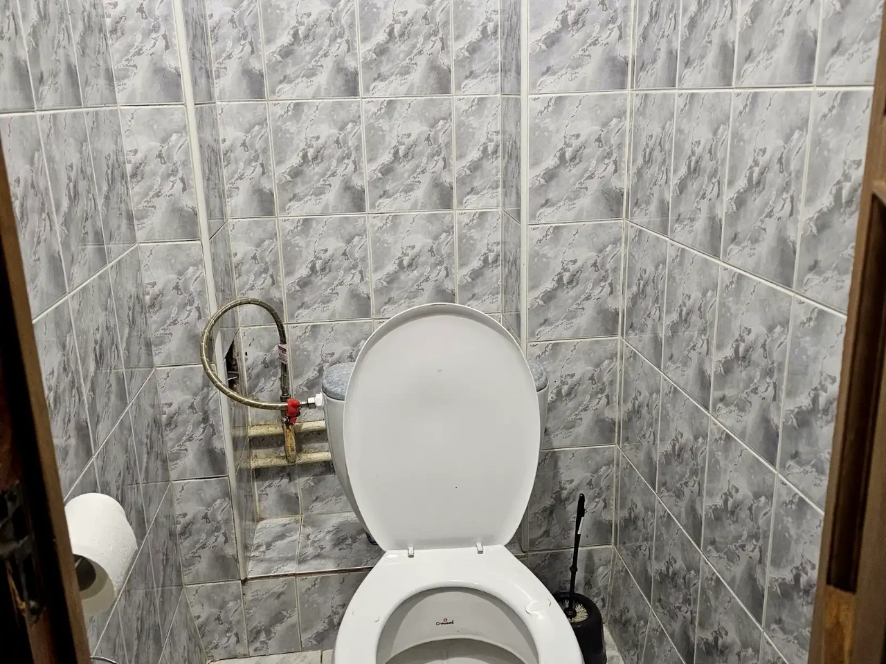 Rent of a 3-room apartment 72 sq m 13/16 floor