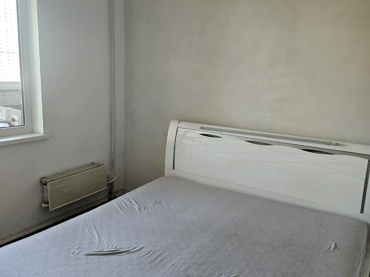 Rent of a 3-room apartment 72 sq m 13/16 floor