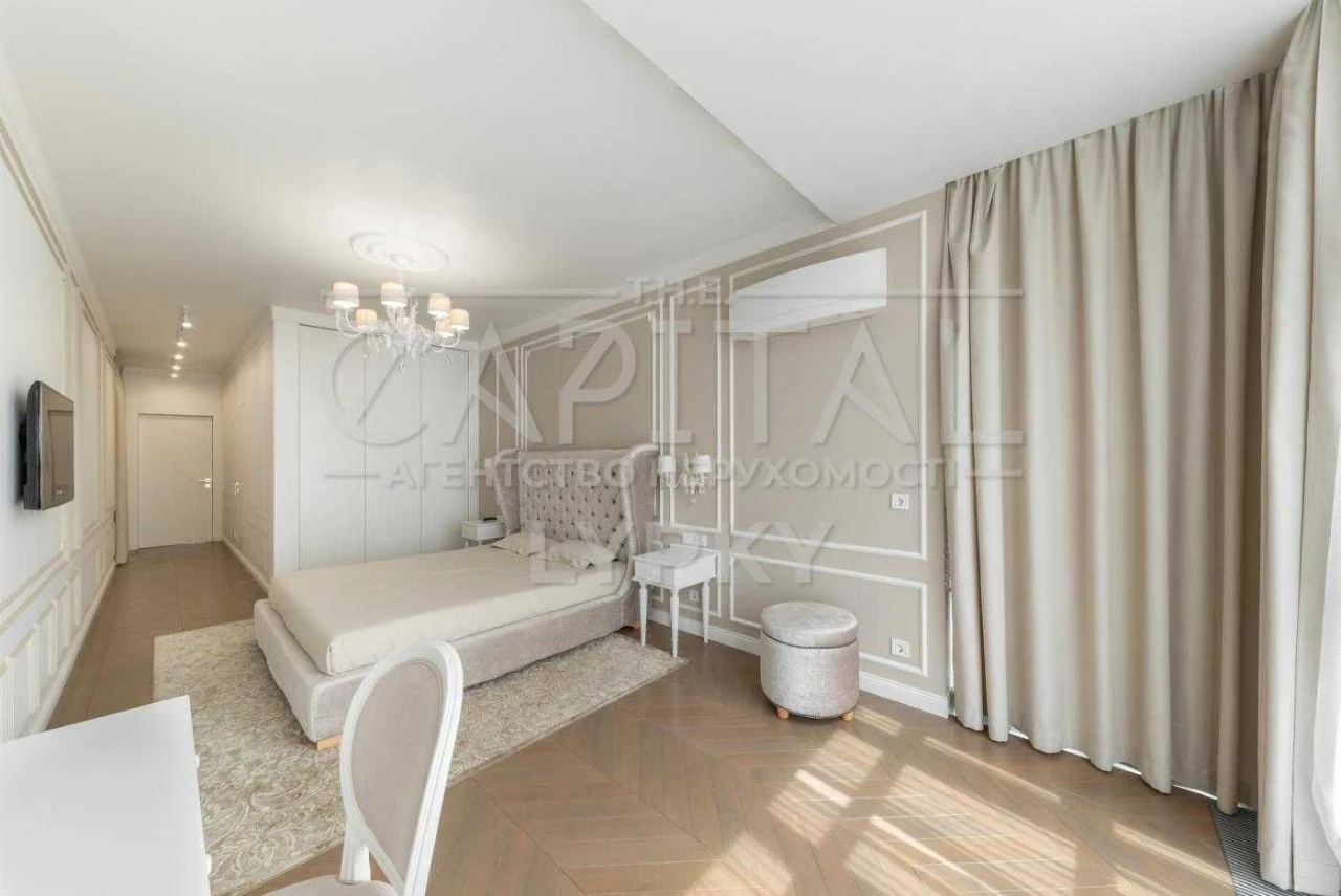 For sale is a 3-room apartment with an area of 115 square meters