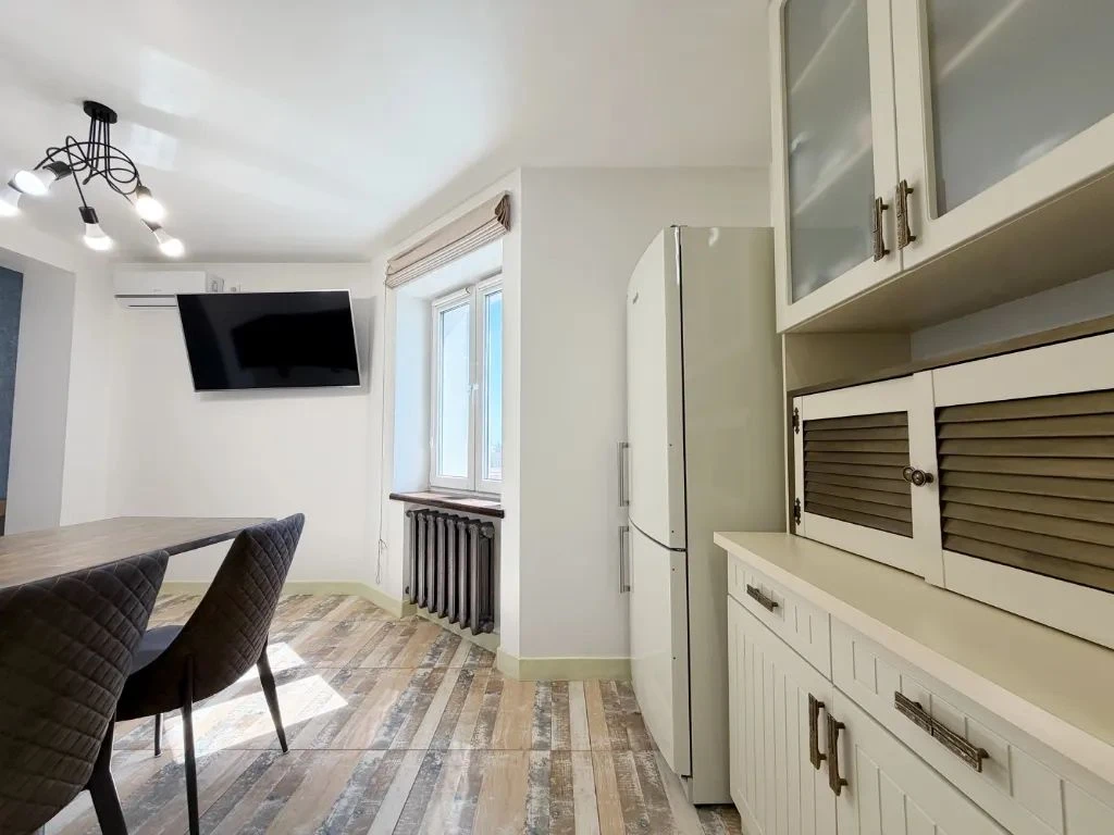 For Sale 3-room apartment, Left Bank 3