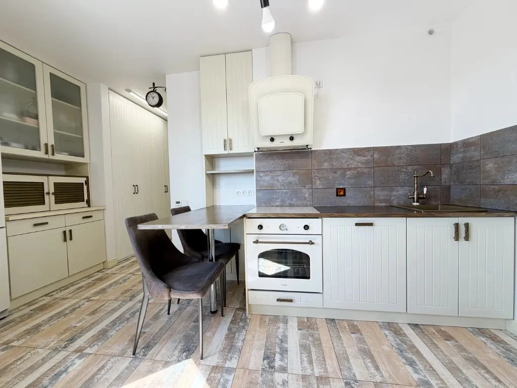 For Sale 3-room apartment, Left Bank 3
