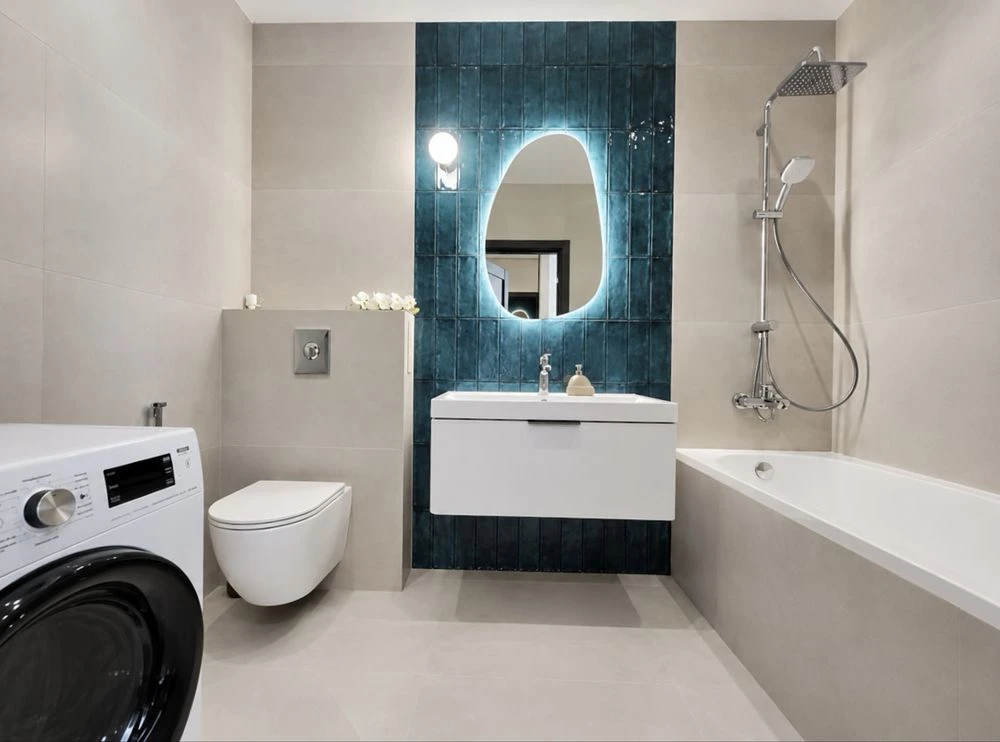 Academic. Apartment with designer renovation. FULLY EQUIPPED