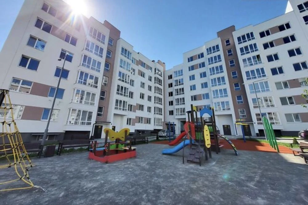 Academic. Apartment with designer renovation. FULLY EQUIPPED