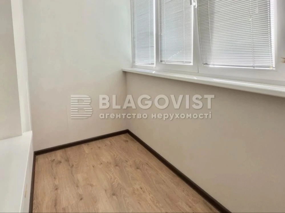 Продаж 2к квартири 65 м Урлівська Григоренка Позняки Осокорк