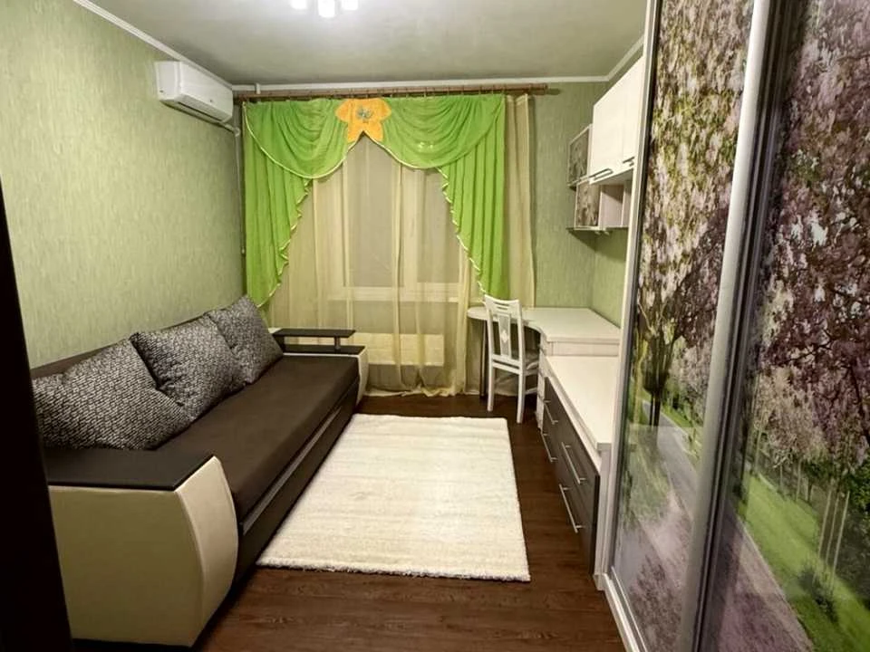 Квартира. Киев, улица Академика Заболотного