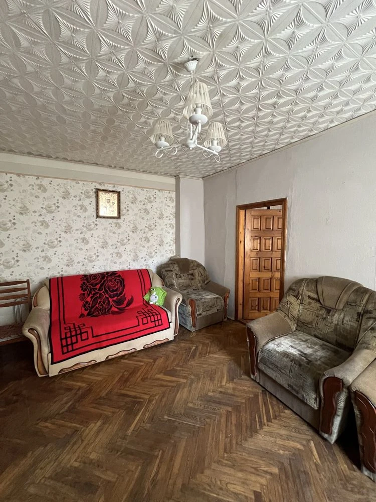 Продаж 2к квартири з садом вул. Суботівська / Кругова