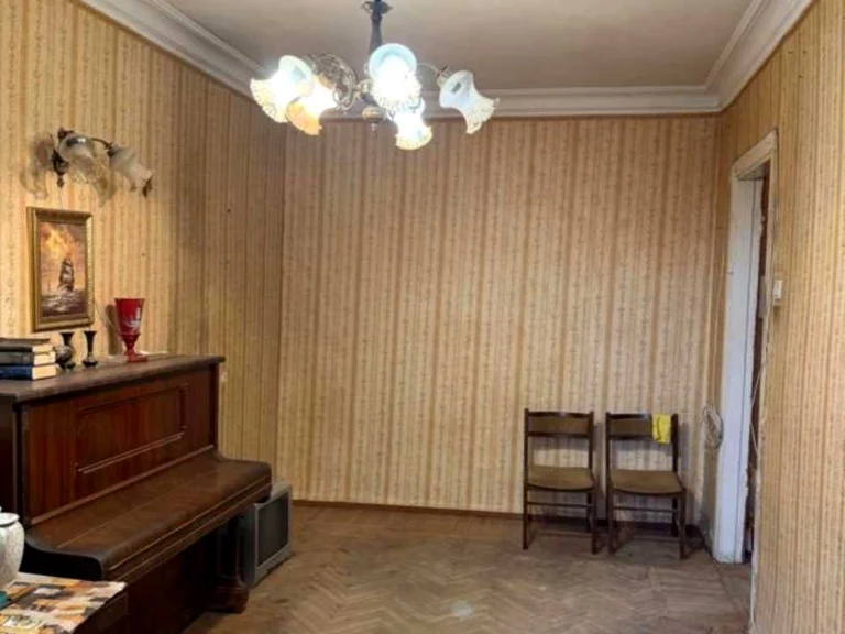 Apartment. Odessa, Preobrazhenskaya St.