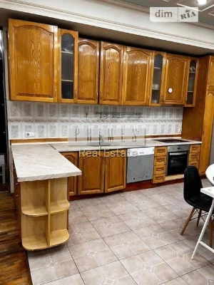 Sale of 5-room apartment 212.5 sq. m. on Antonovycha St. 14 • ID 34
