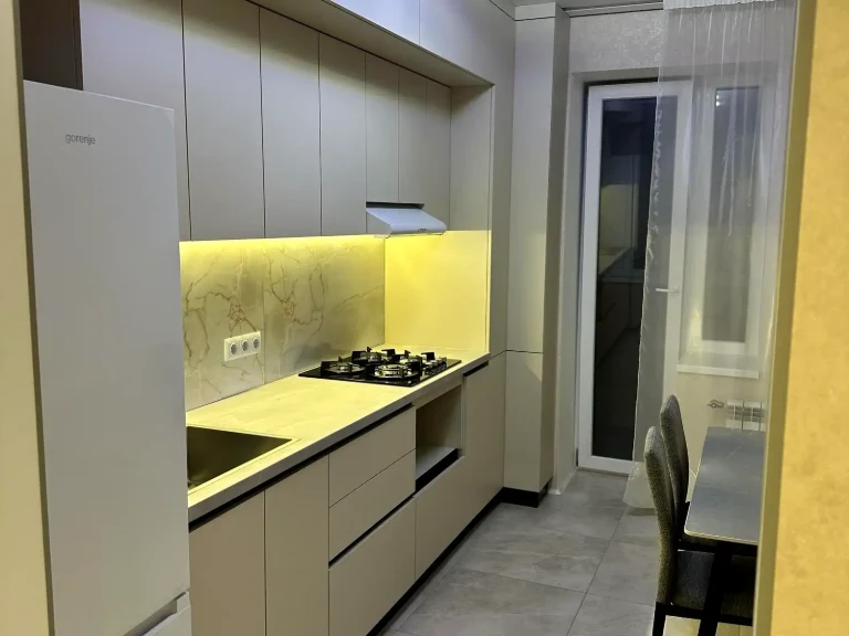 Rent of a 1-room apartment 40 m² 3/9 floor