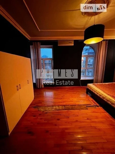 Sale of 5-room apartment 212.5 sq. m. on Antonovycha St. 14 • ID 34