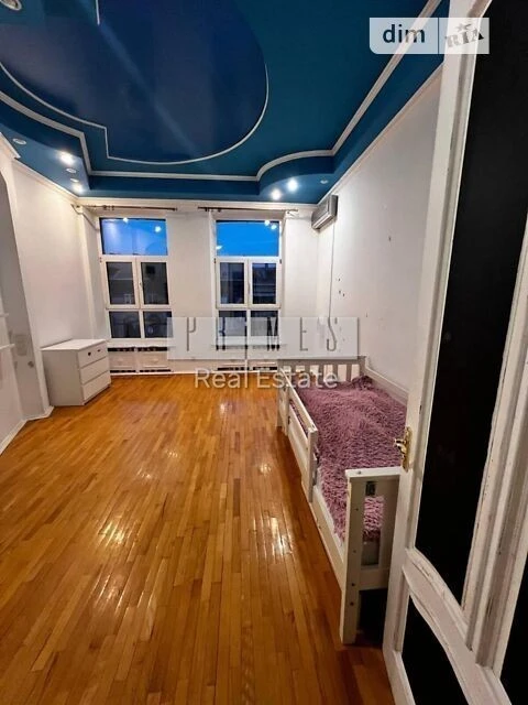 Sale of 5-room apartment 212.5 sq. m. on Antonovycha St. 14 • ID 34