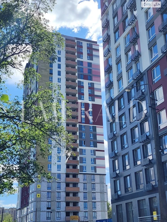 Sale of Apartment in Darnitsa