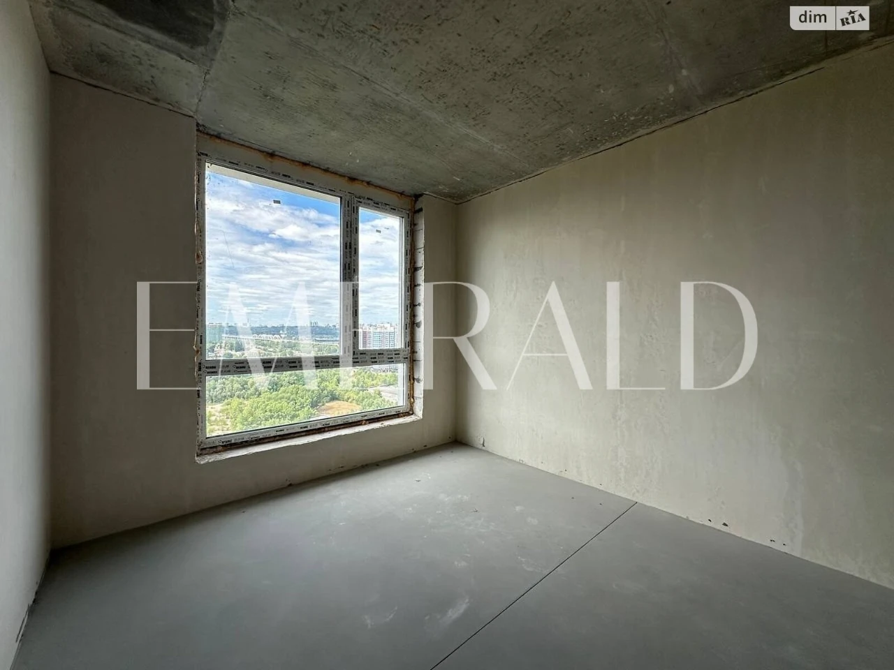 Sale of Apartment in Darnitsa