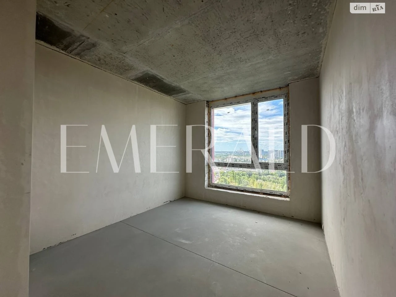 Sale of Apartment in Darnitsa