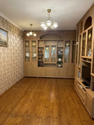 Продам квартиру с отдельным входом в центре Днепра