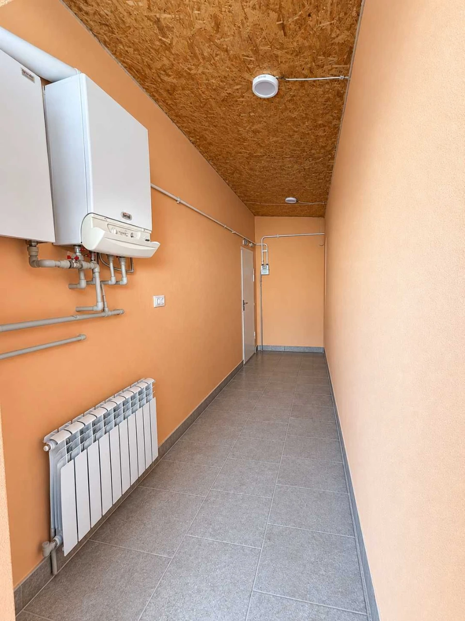 Продам квартиру с отдельным входом в центре Днепра