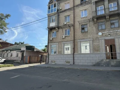 Продам квартиру с отдельным входом в центре Днепра