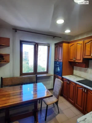 Sale of 3-room apartment in Persypsky district