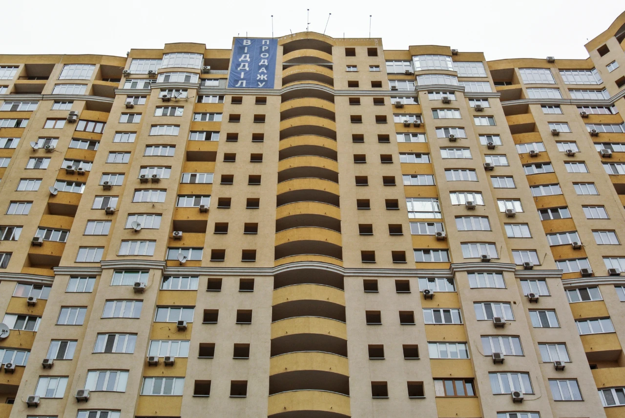 Sale of a 1-room apartment 43 sq.m., Михаила Максимовича St.