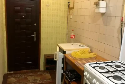 Продам 2к квартиру в центре возле метро