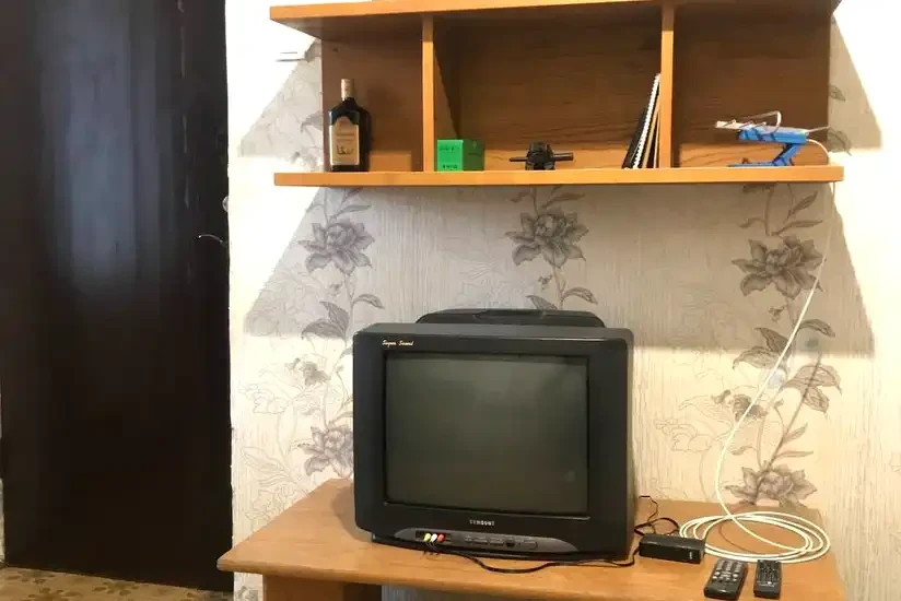 Продам 2к квартиру в центре возле метро