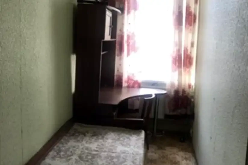 Продам 2к квартиру в центре возле метро