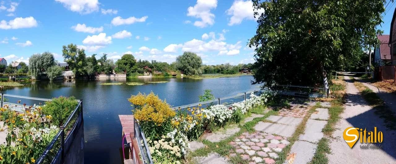 Sale of a house 127 sq.m., 9 Lugova St.