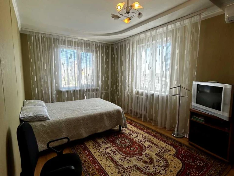 Квартира. Киев, улица Героев Мариуполя
