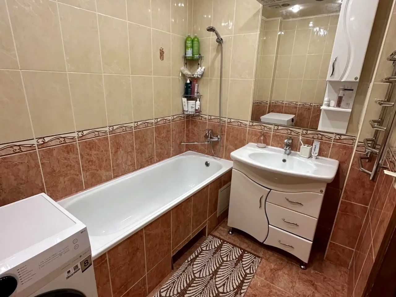 Сдается 2-комнатная квартира 64 м² на 16 этаже