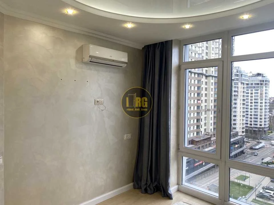 Apartment. Kyiv, Kahy Bendukidze Street
