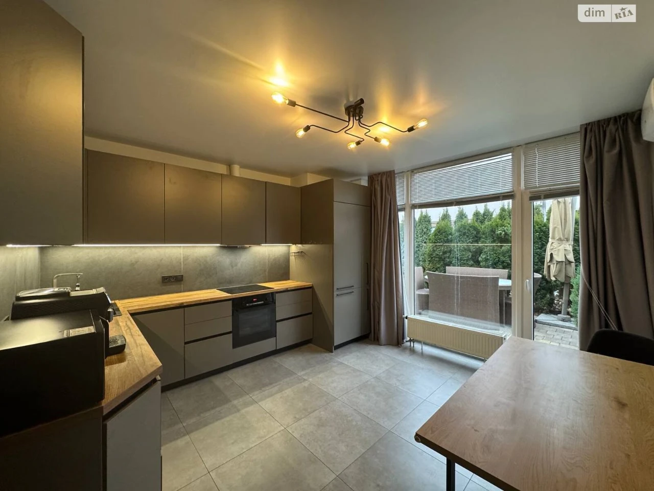 Long-Term Rental Townhouse Obolyn