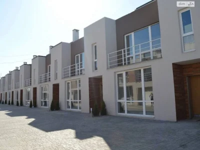 Long-Term Rental Townhouse Obolyn