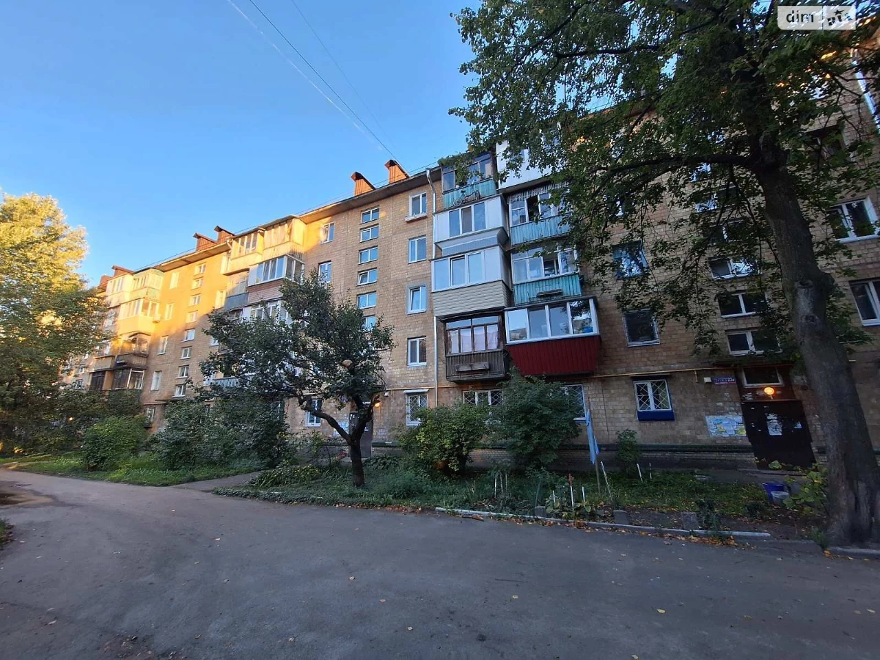 Sale of Apartment in Vitrani Gory
