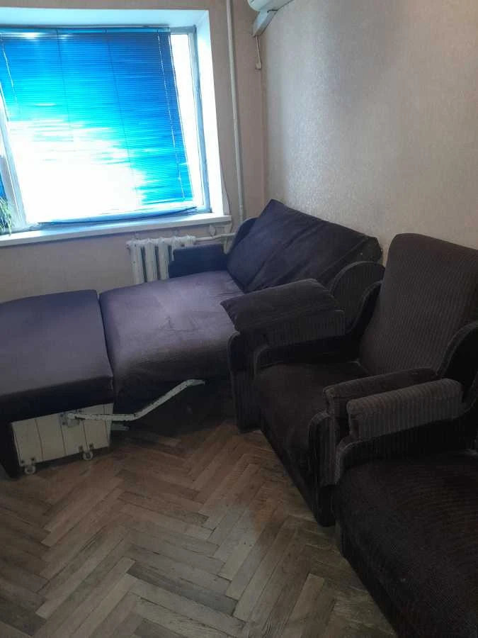 Rent a 2-room apartment (47 sq.m.) in Kyiv, Darnytskyi district