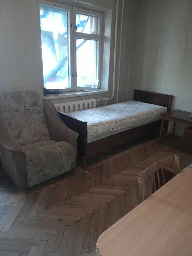 Rent a 2-room apartment (47 sq.m.) in Kyiv, Darnytskyi district