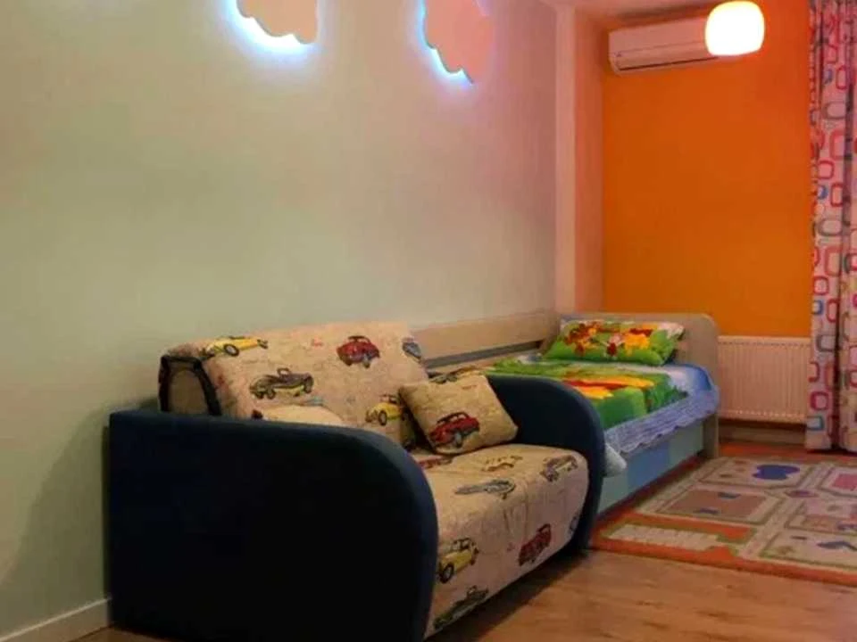 Apartment. Reformatyvna St.